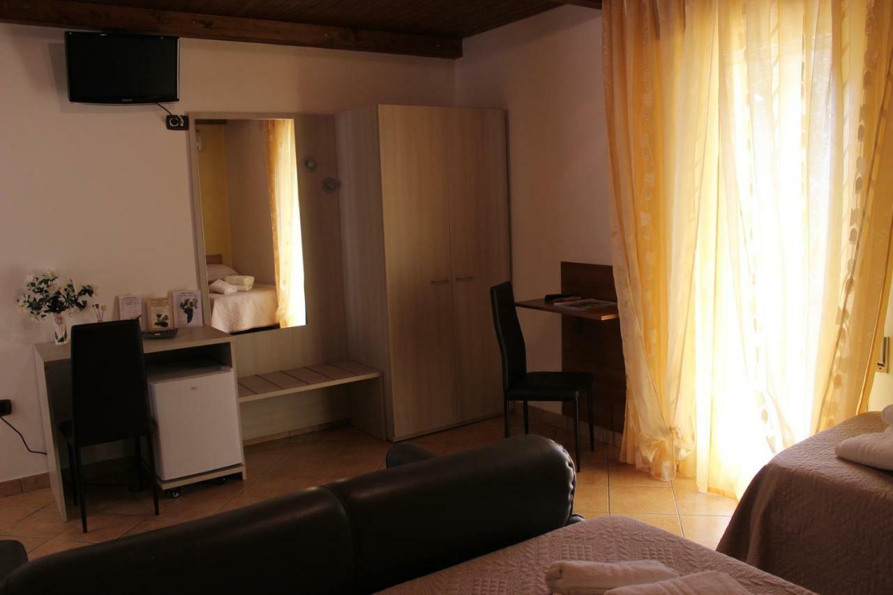 למזיה טרמה B&B La Vigna מראה חיצוני תמונה